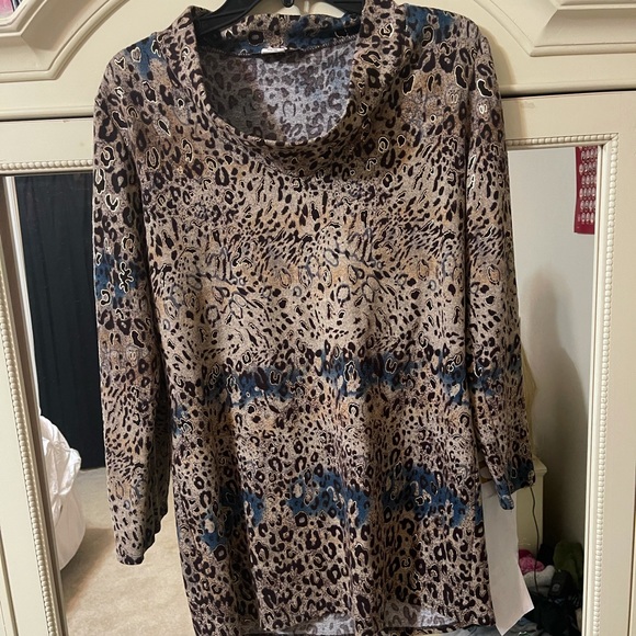Andrea Quinn Tops - Funky Animal Print Ladies Tunic